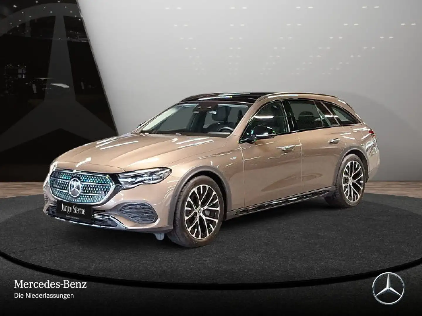 Mercedes-Benz E 300 de T 4M Hybrid Avantgarde Fahrass 360° Pano Brun - 2