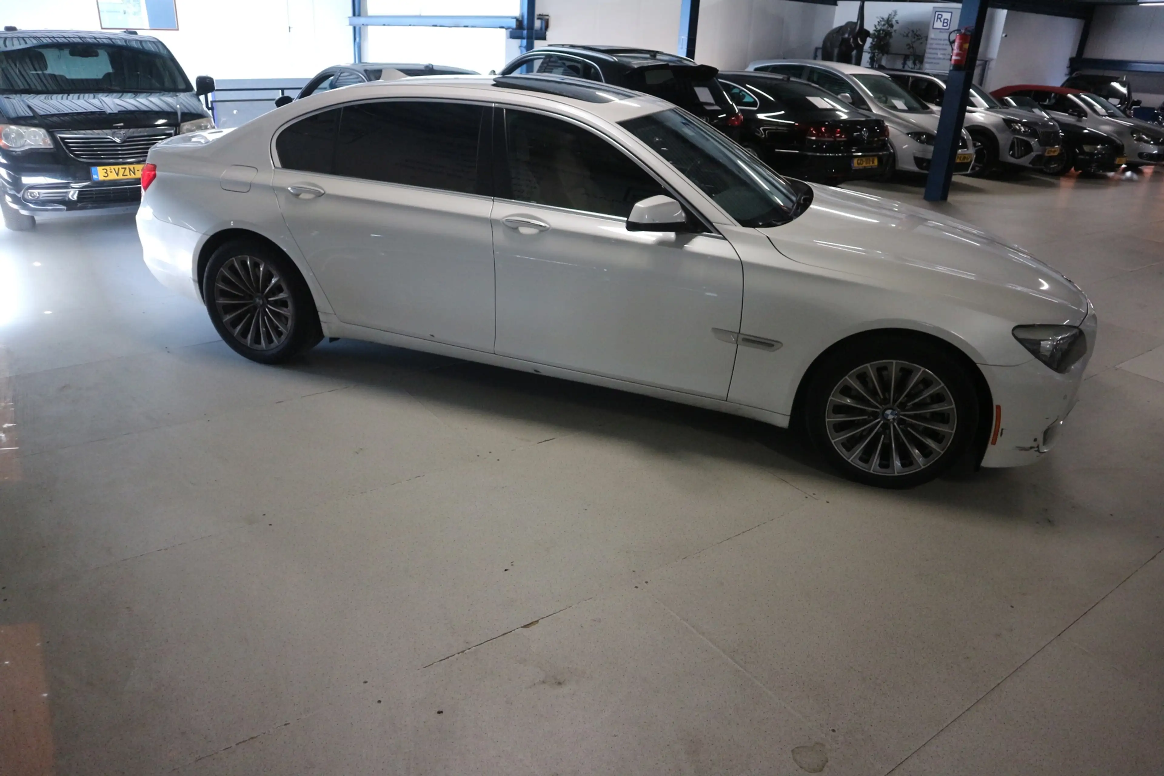 BMW 740 7-serie 740Li High Exe / LANG / WHITE PACK ! ! ! — photo 6