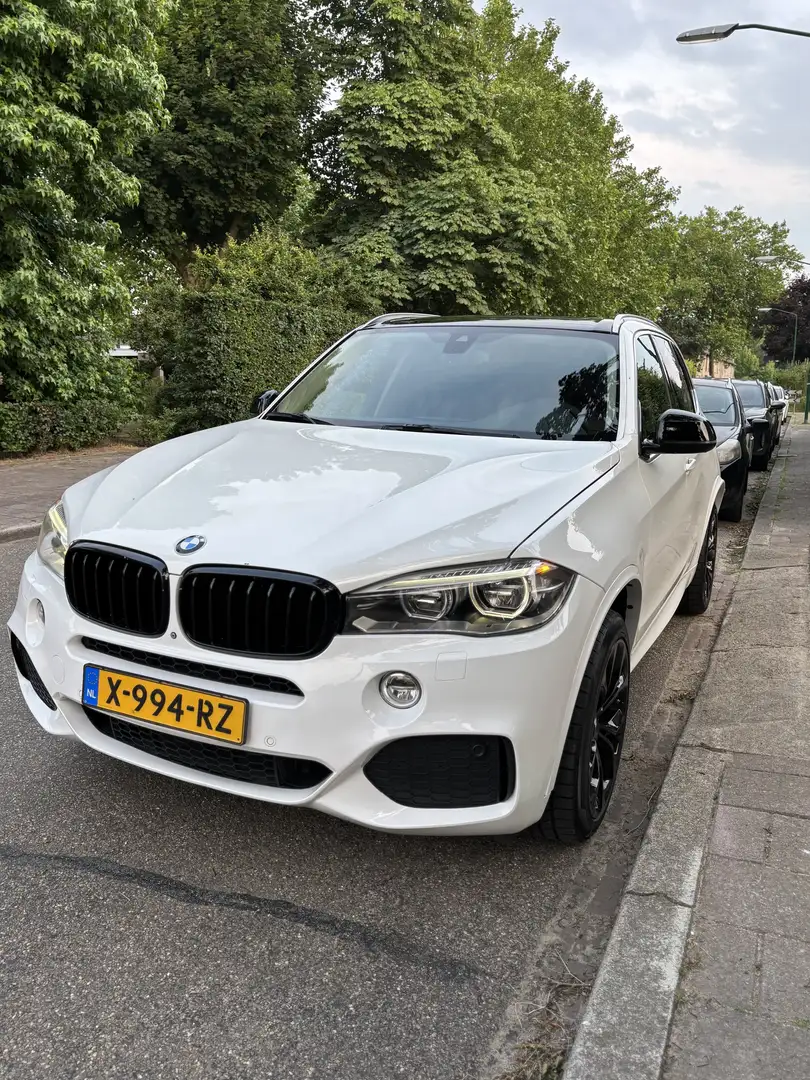 BMW X5 xDrive50i High Exec. Wit - 1