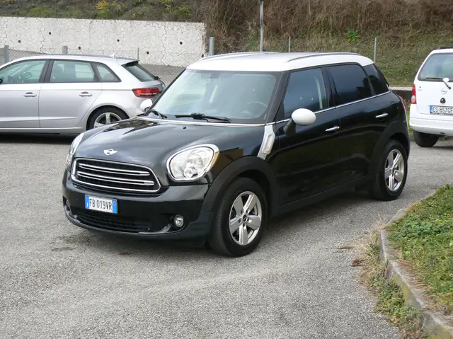 MINI Countryman D 1.6 td  82 Kw cambio manuale 6 marce