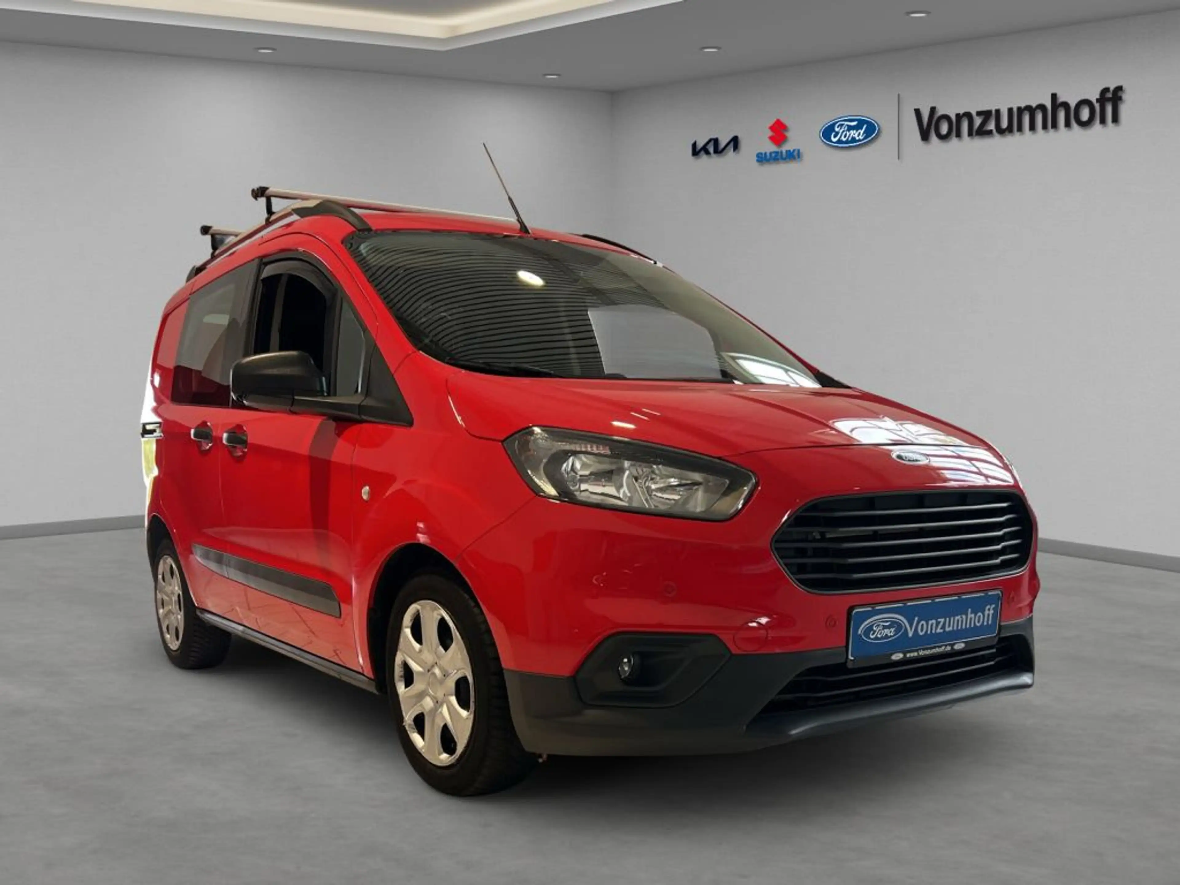 Ford Transit Courier S&S Trend — photo 2