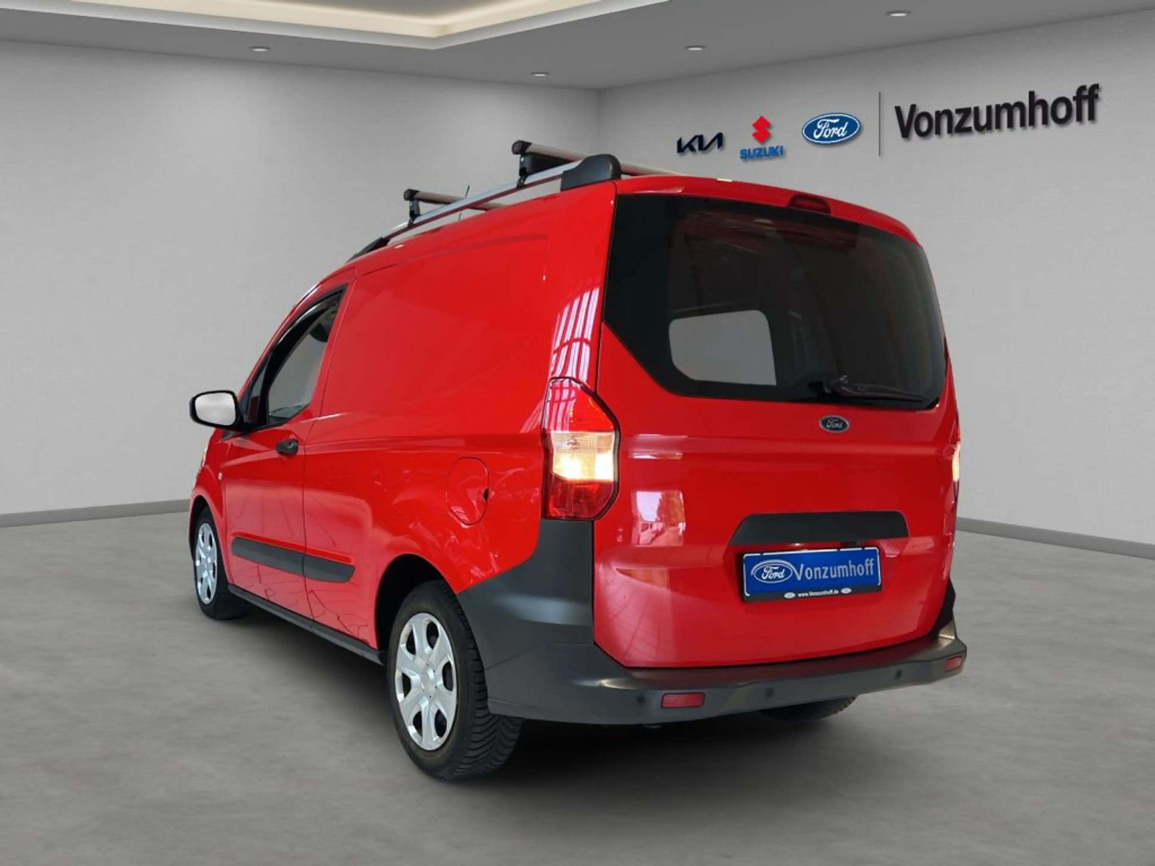 Ford Transit Courier S&S Trend — photo 4