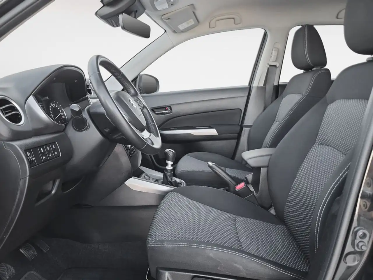 2025 Suzuki Vitara 1.4T Mild Hybrid S2 4WD, photograph 10