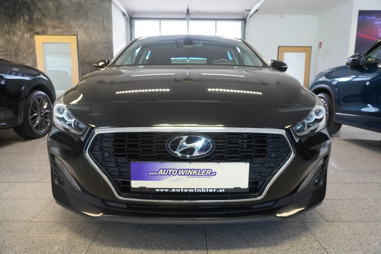 Hyundai i30 1.0 T-GDi LEVEL 4 Kombi Kamera/PDC/SHZ Schwarz - 2