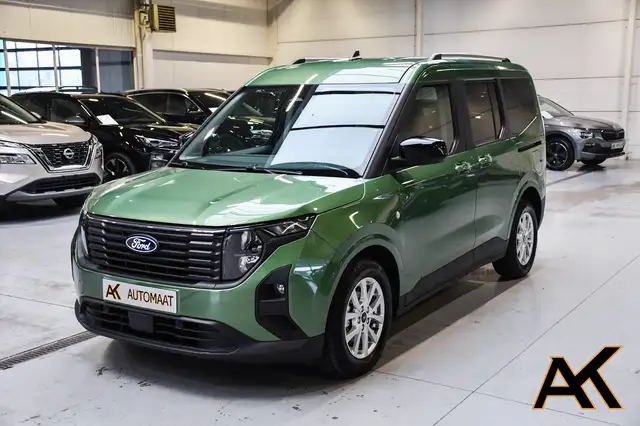 Ford Tourneo Courier Titanium 5pl Automaat - NAVI SMARTLINK / CAMERA