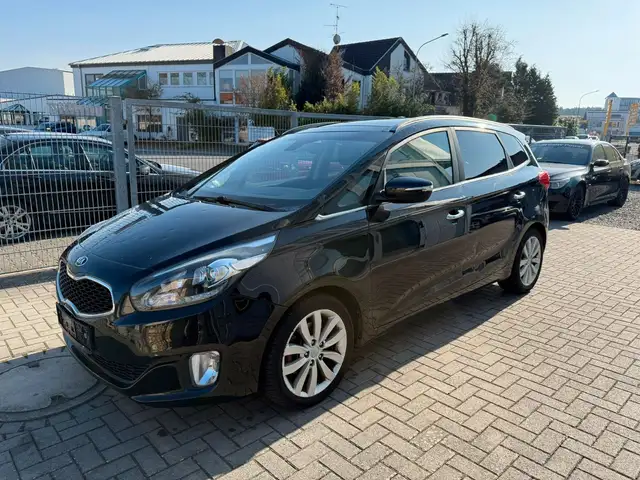 Kia Carens Dynamics 7 Sitze Hagelschaden