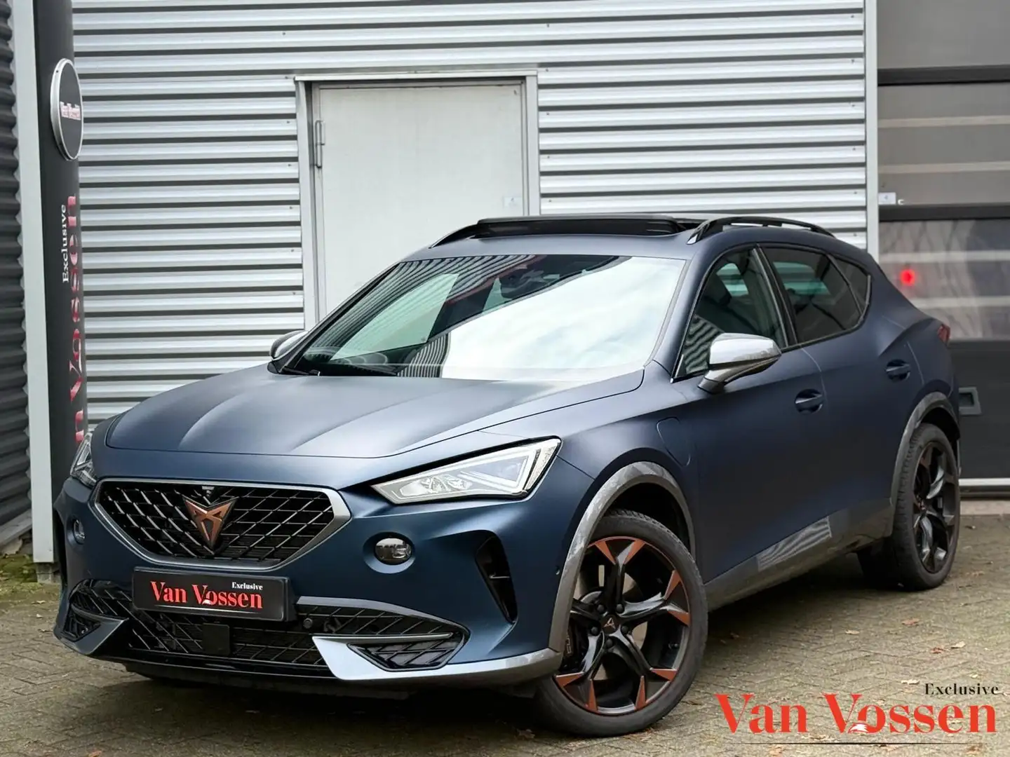 CUPRA Formentor 1.4 e-Hybrid VZ Copper Edition 245PK|Trekhaak|Pano Blauw - 1
