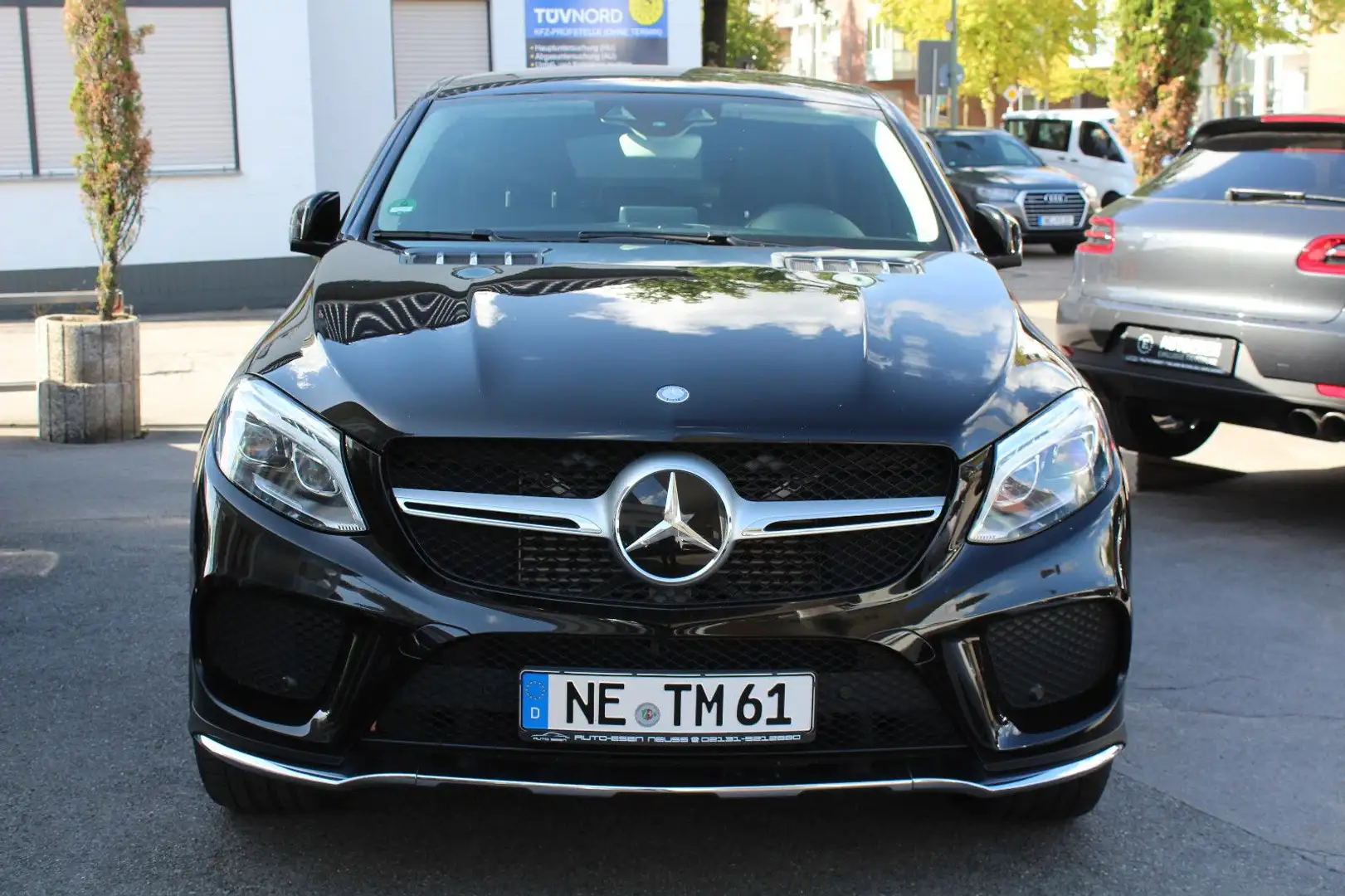Mercedes-Benz GLE 350 d 4MATIC AMG Line+PANO+Airmatic DC+KAMERA Schwarz - 2