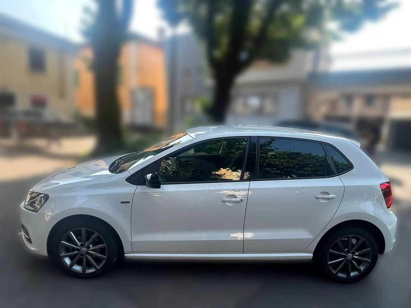Volkswagen Polo V 2014 5p 1.0 mpi 75cv - ANCHE PER NEOPATENTATI Bianco - 2