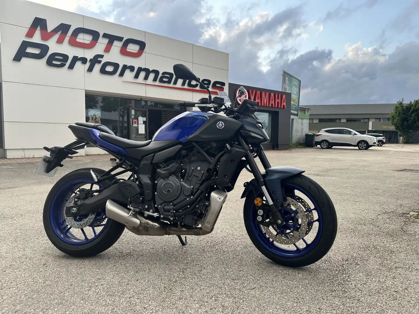 Yamaha MT-07 Blauw - 1
