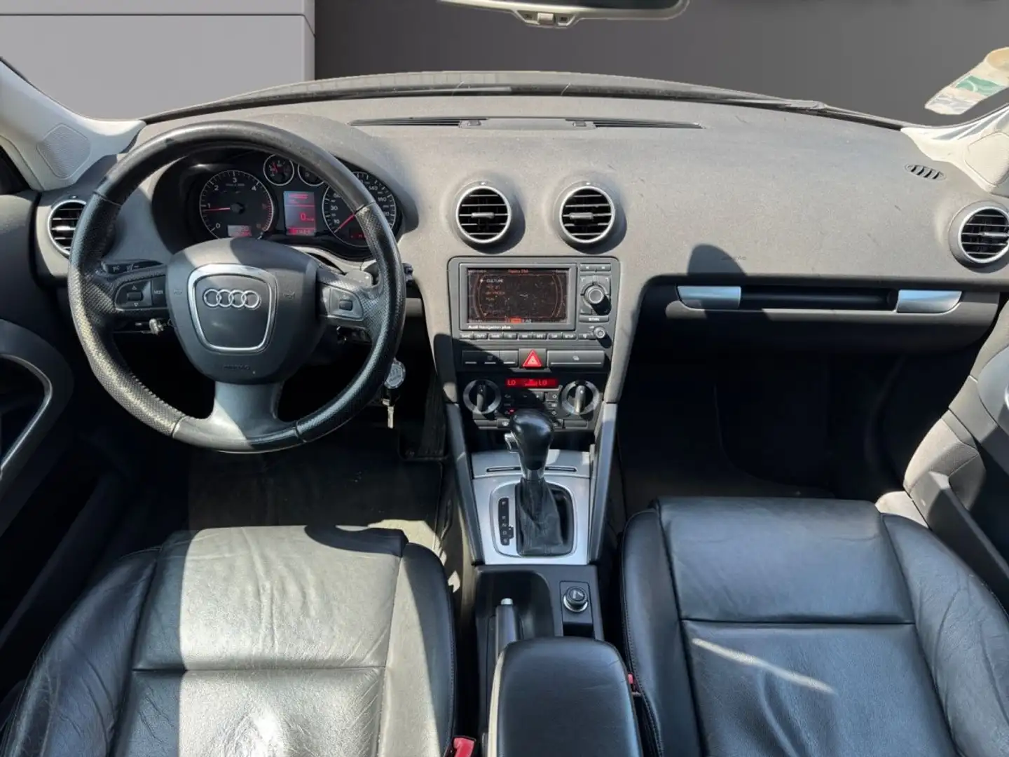 Audi A3 1.9 TDI Ambition Luxe S-Tronic A Noir - 2