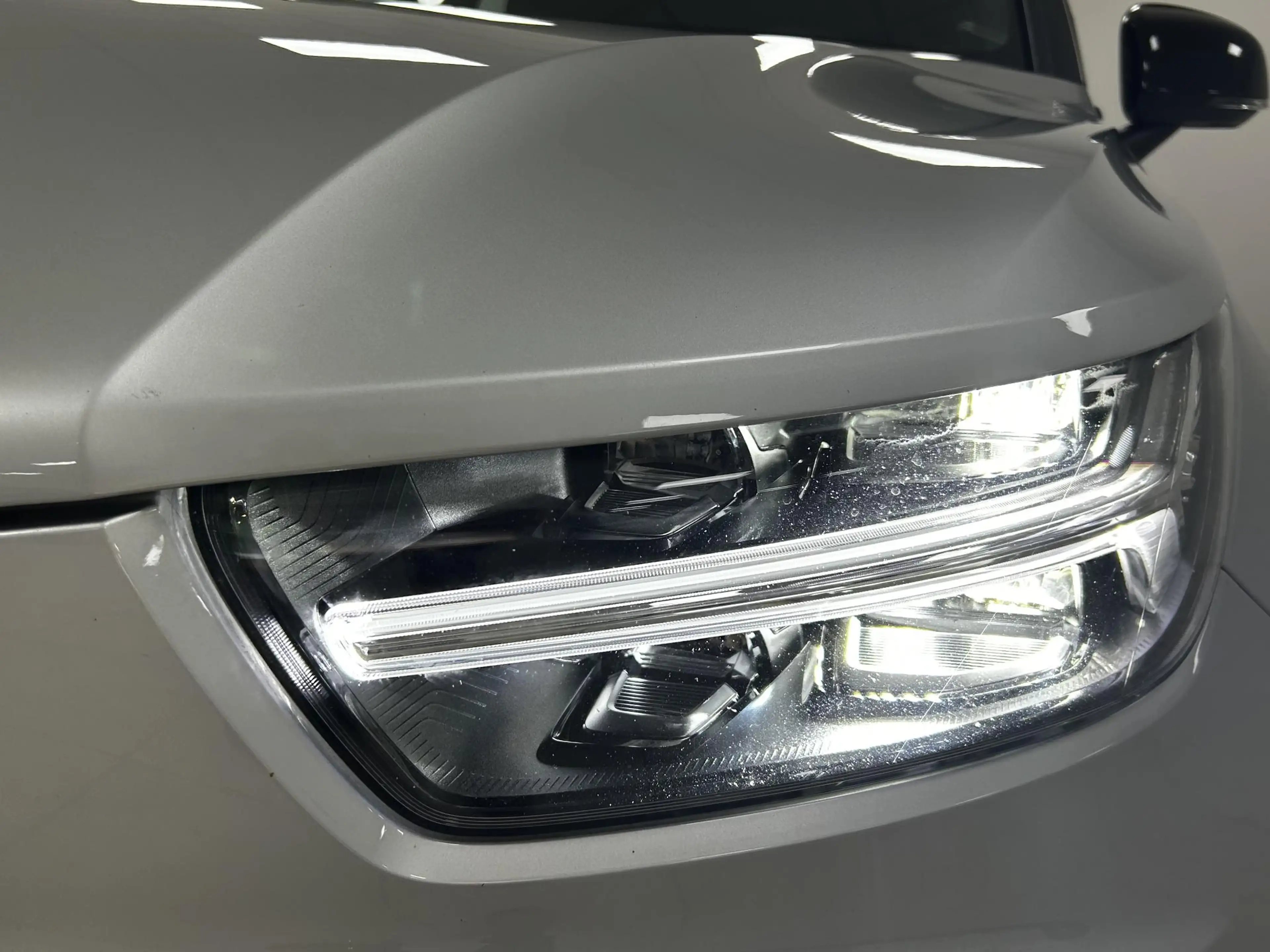 Volvo XC40 2.0 T4 R-Design NAVIGATIE | WEGKLAPBARE TREKHAAK | — photo 22