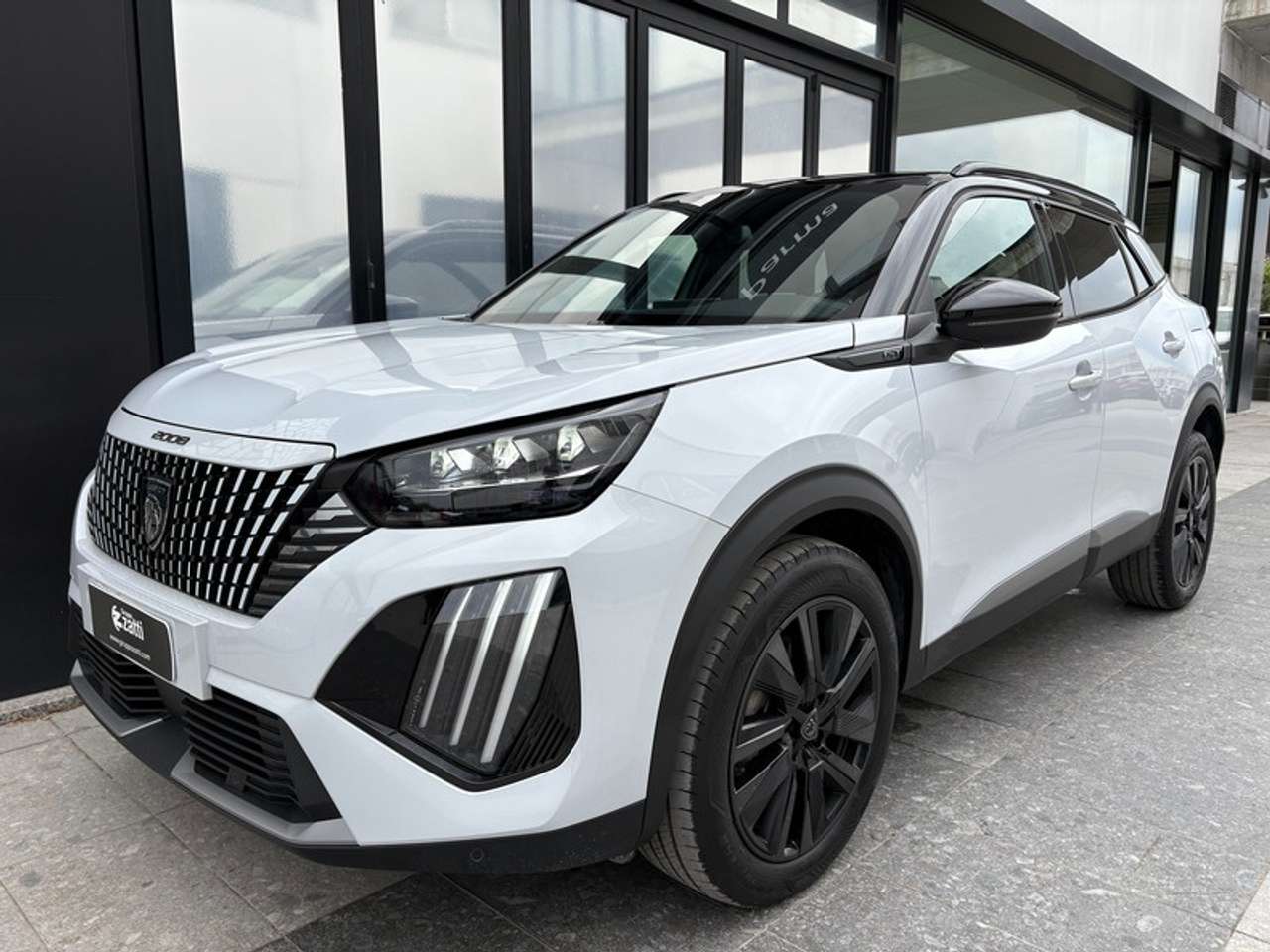 Peugeot 2008 1.2 Hybrid GT