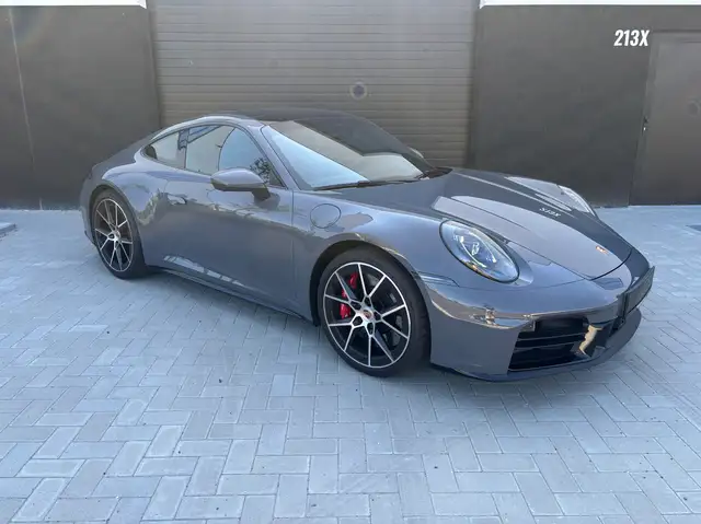 Porsche 992