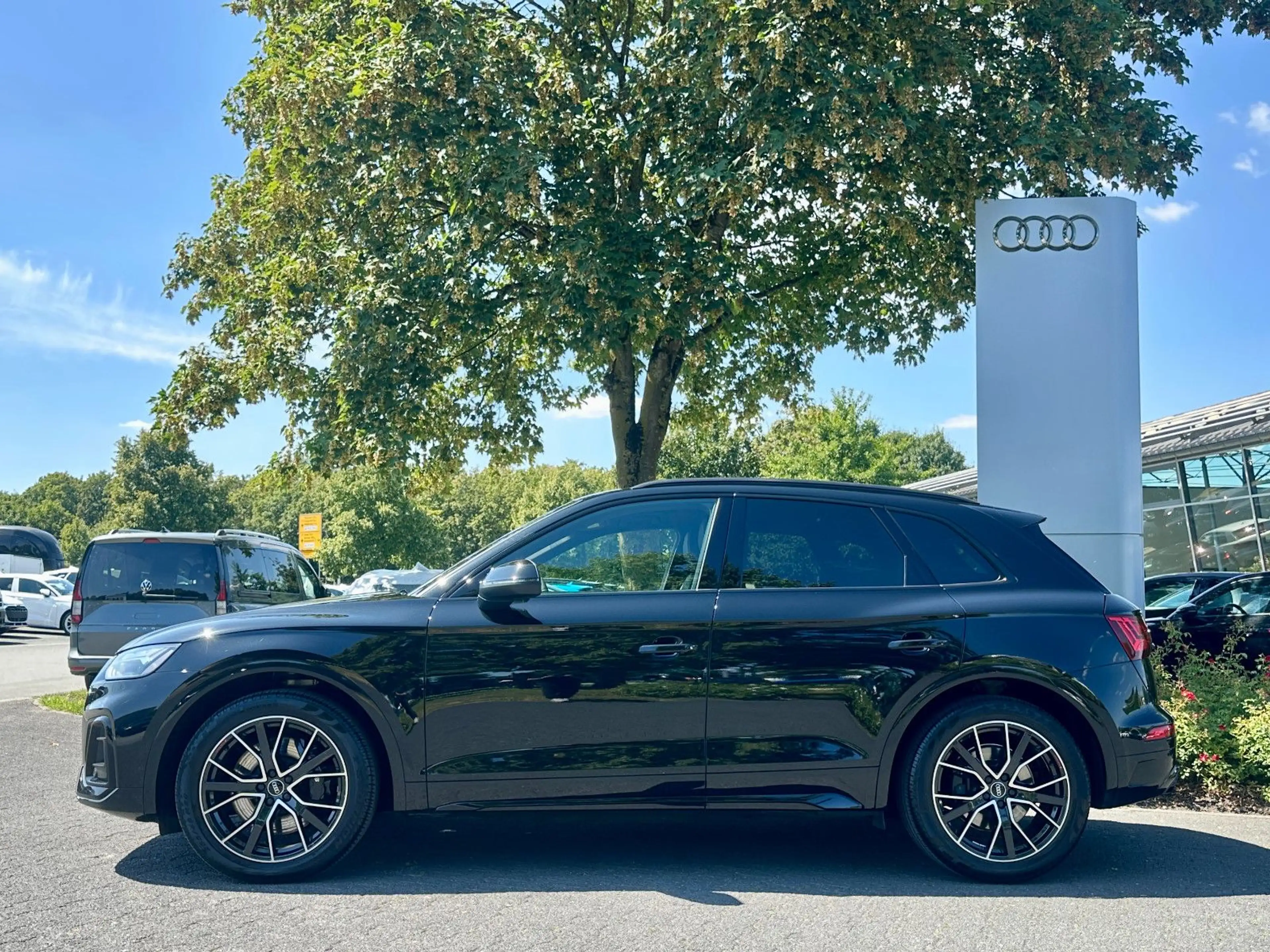 Audi SQ5 TDI quattro tiptronic BLACK KAMERA B&O VC+ — photo 4