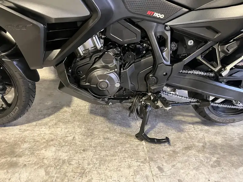 Honda NT 1100 - foto 8