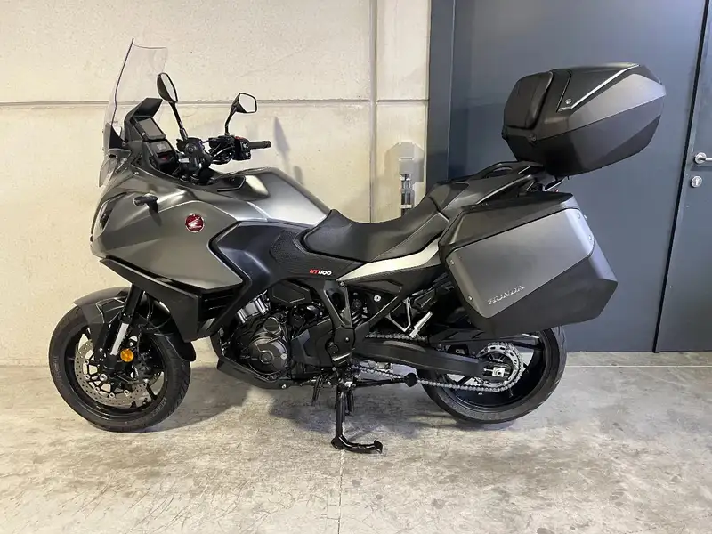 Honda NT 1100 - foto 5