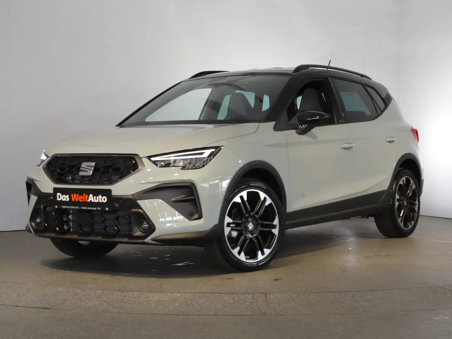 SEAT Arona FR Edition 1.0 TSI DSG Grau - 1