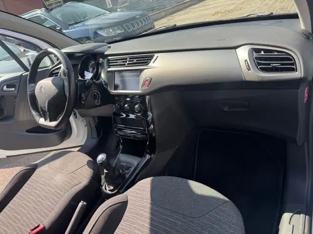 Citroen C3 view 13