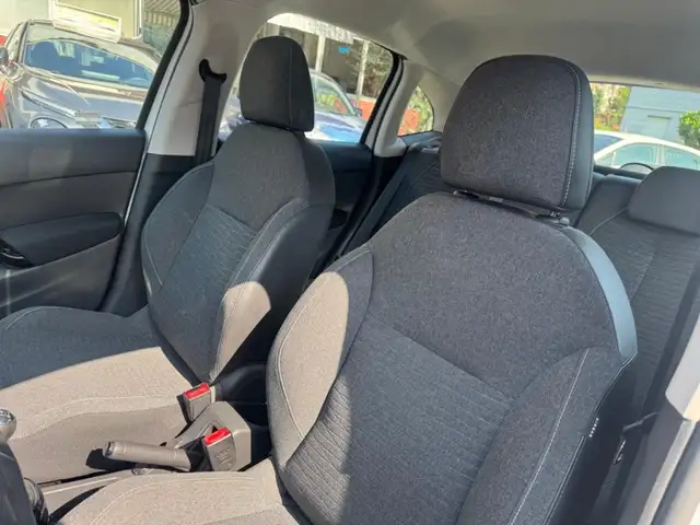 Citroen C3 view 15