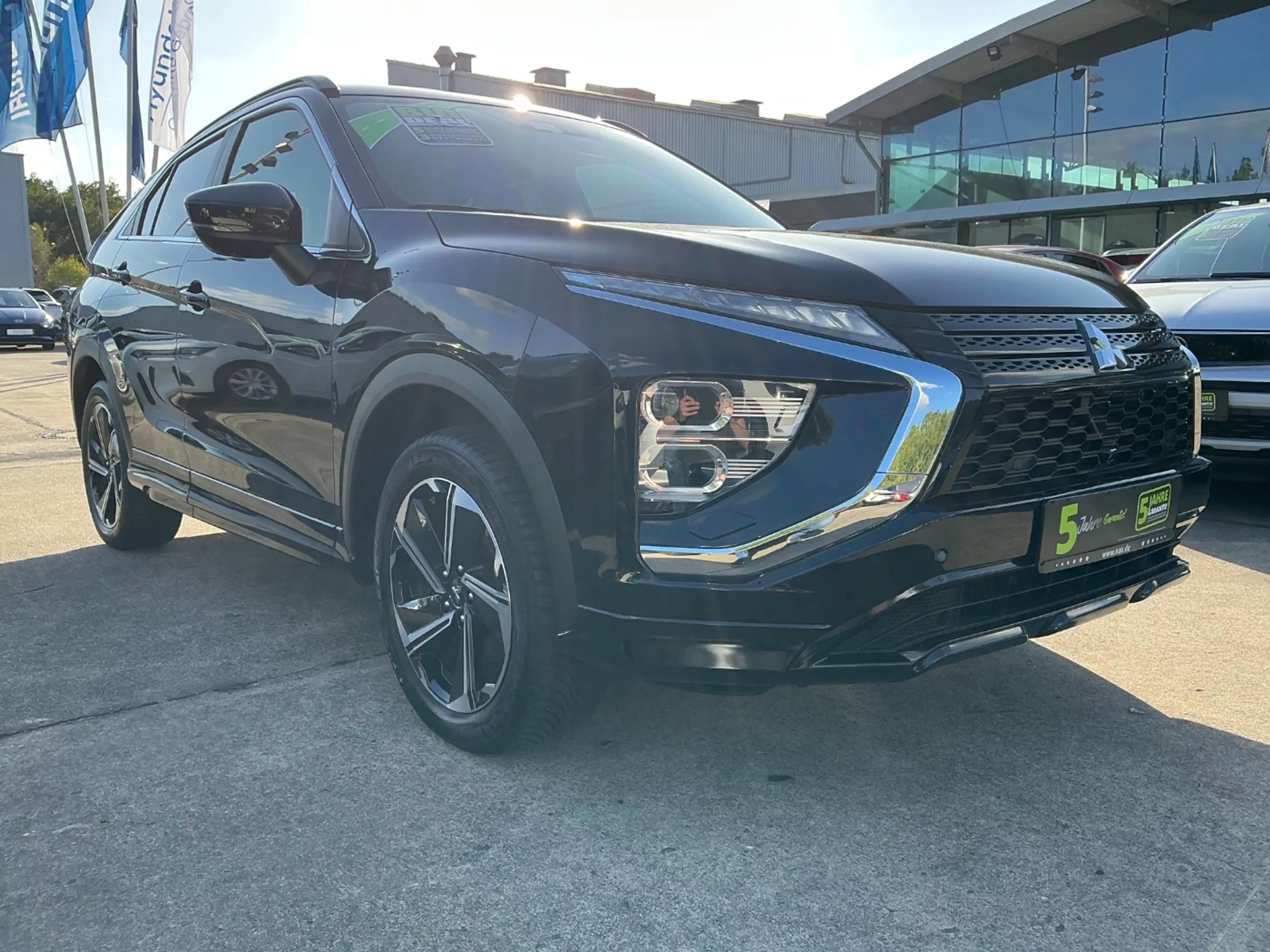 Mitsubishi Eclipse Cross 2.4 Select Black Allrad! Wenig KM! — photo 13