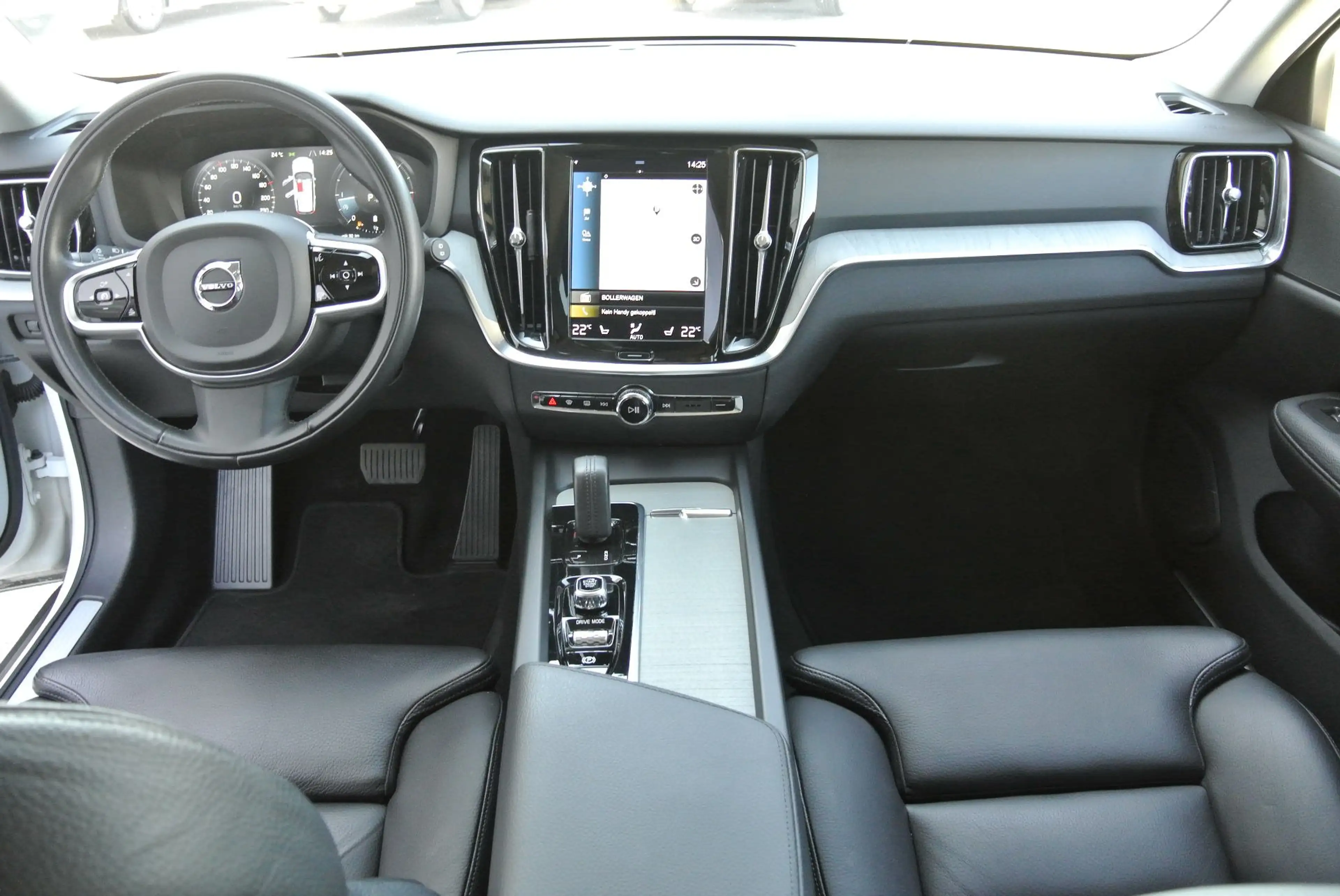 Volvo V60 Cross Country 2.0 B4 MHEV Geartronic 8g, AWD * LEDER * LED * — photo 8