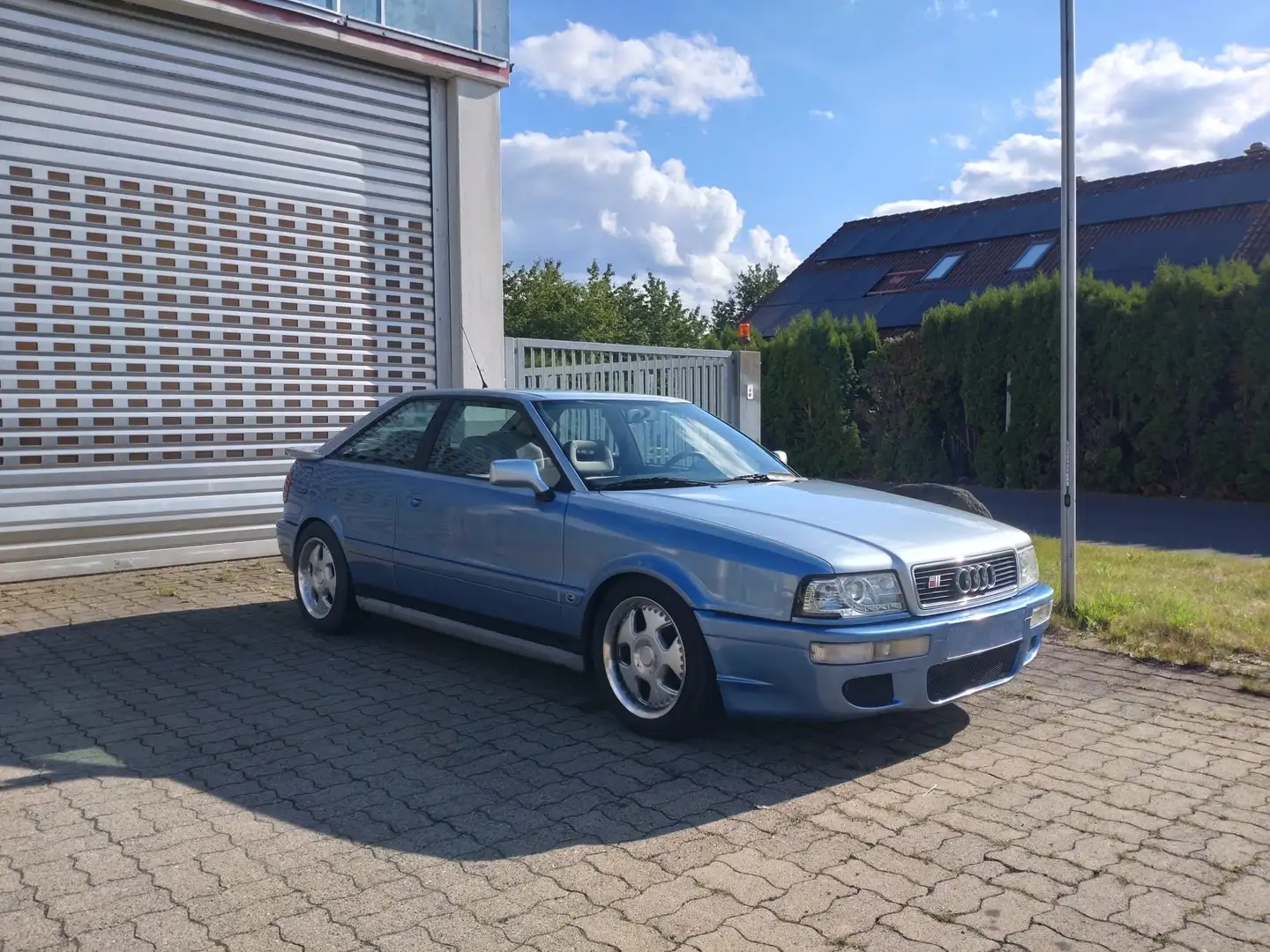 Audi Coupe Coupe 2.3 E Blau - 1