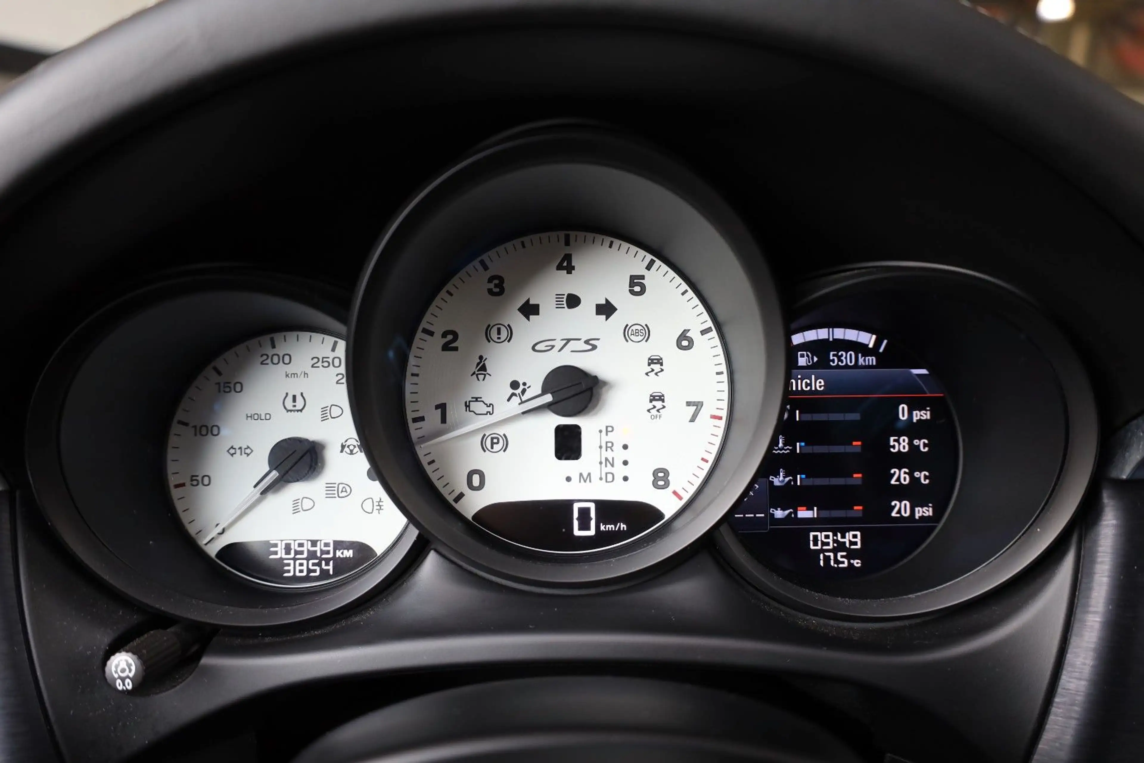 Porsche Macan GTS/PANO/BOSÉ/4xSHZ/SBL/LHZ/AIRMATIC/R21 — photo 12