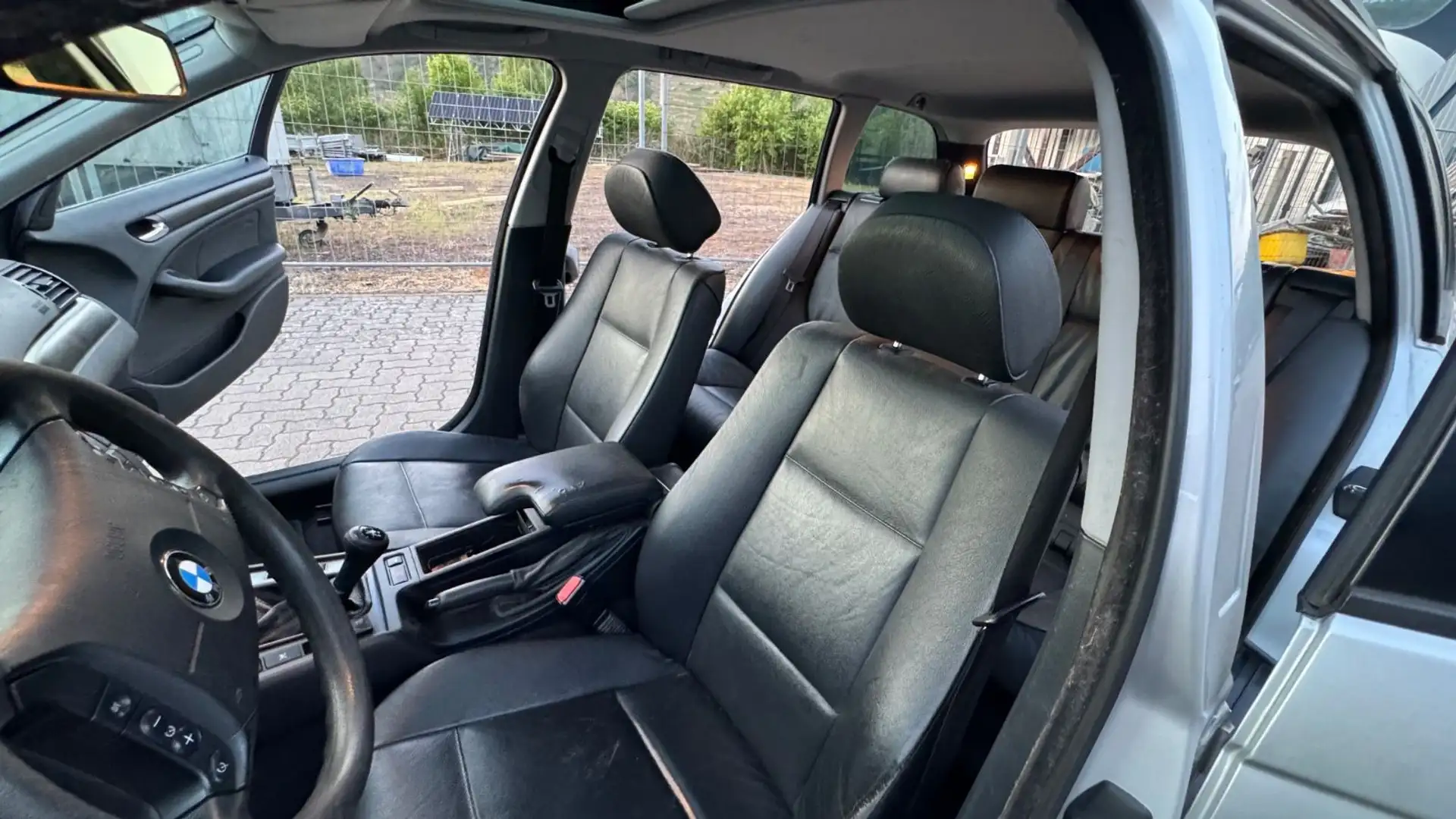 BMW 318 ikombi VOLL LPG LEDER XENON GSD  KEIN Tüv!FP Argent - 2