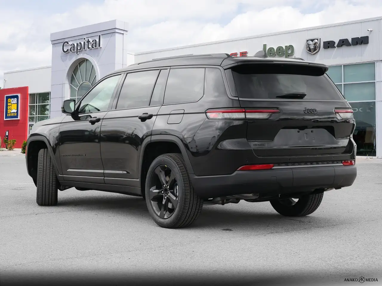 Jeep Grand Cherokee photo Jeep Grand Cherokee