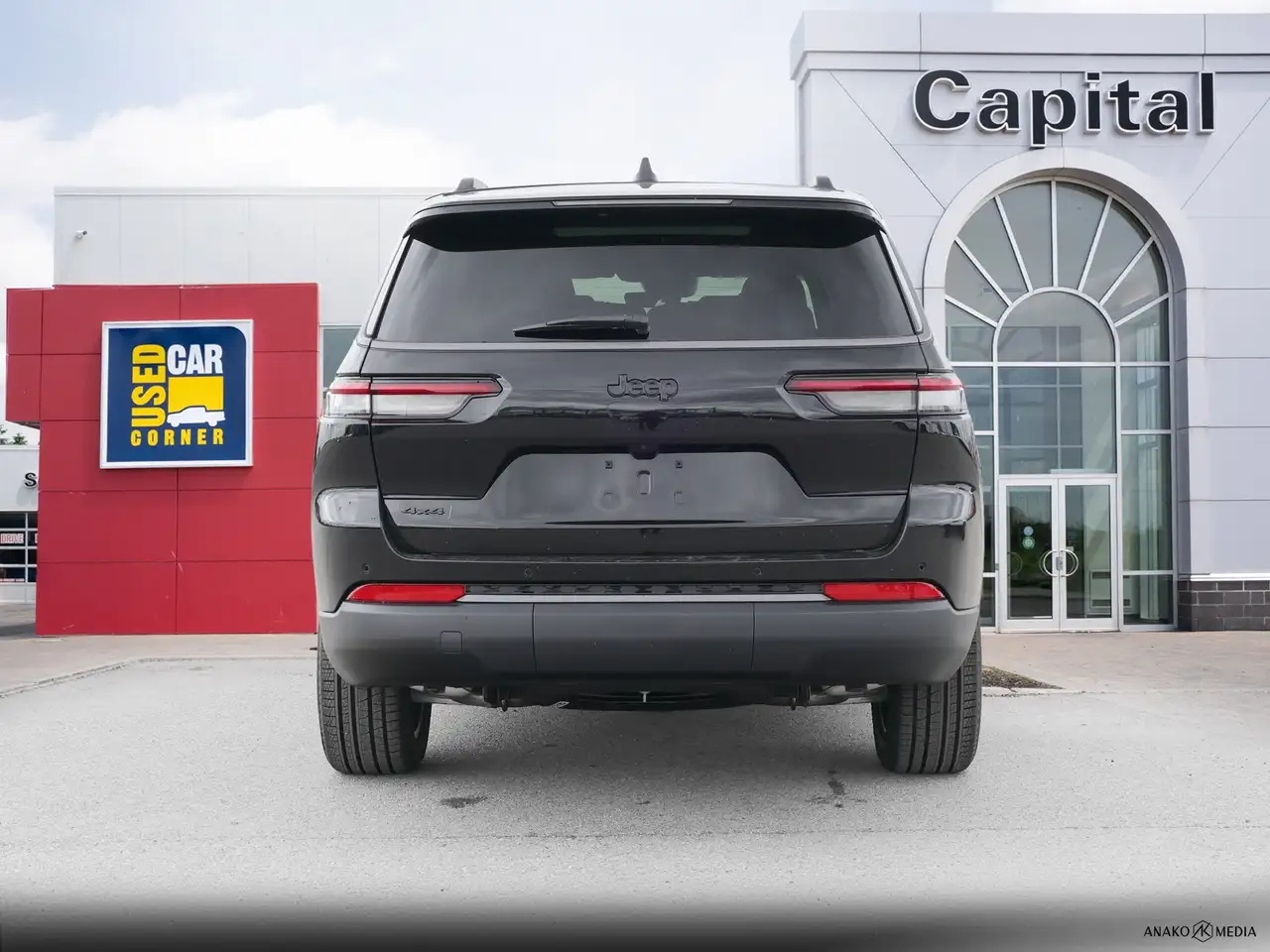 Jeep Grand Cherokee photo Jeep Grand Cherokee