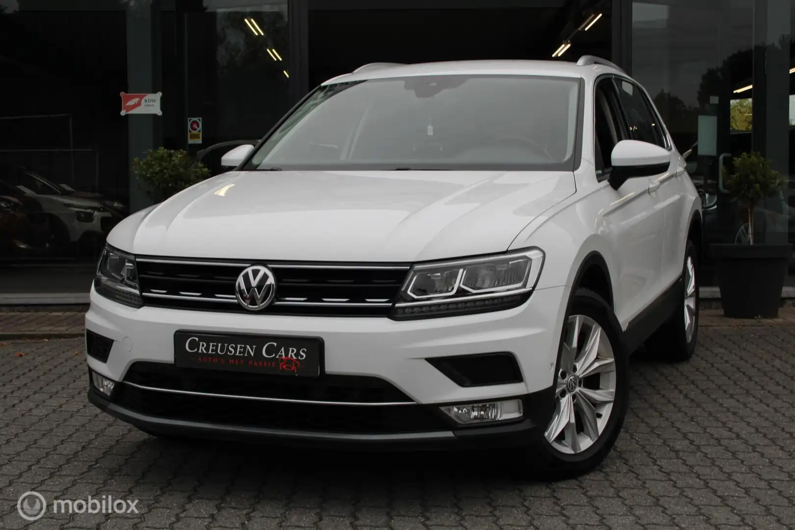 Volkswagen Tiguan 2.0 TSI 4Motion Highline/Led/trekhaak/Leer Wit - 2