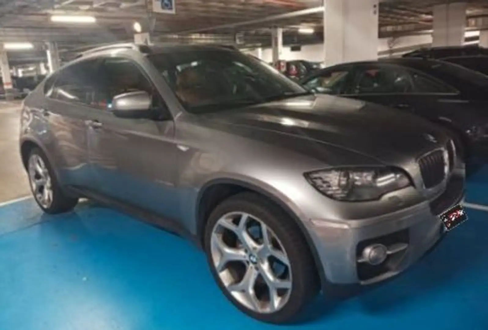 BMW X6 xDrive 30dA Gümüş rengi - 1