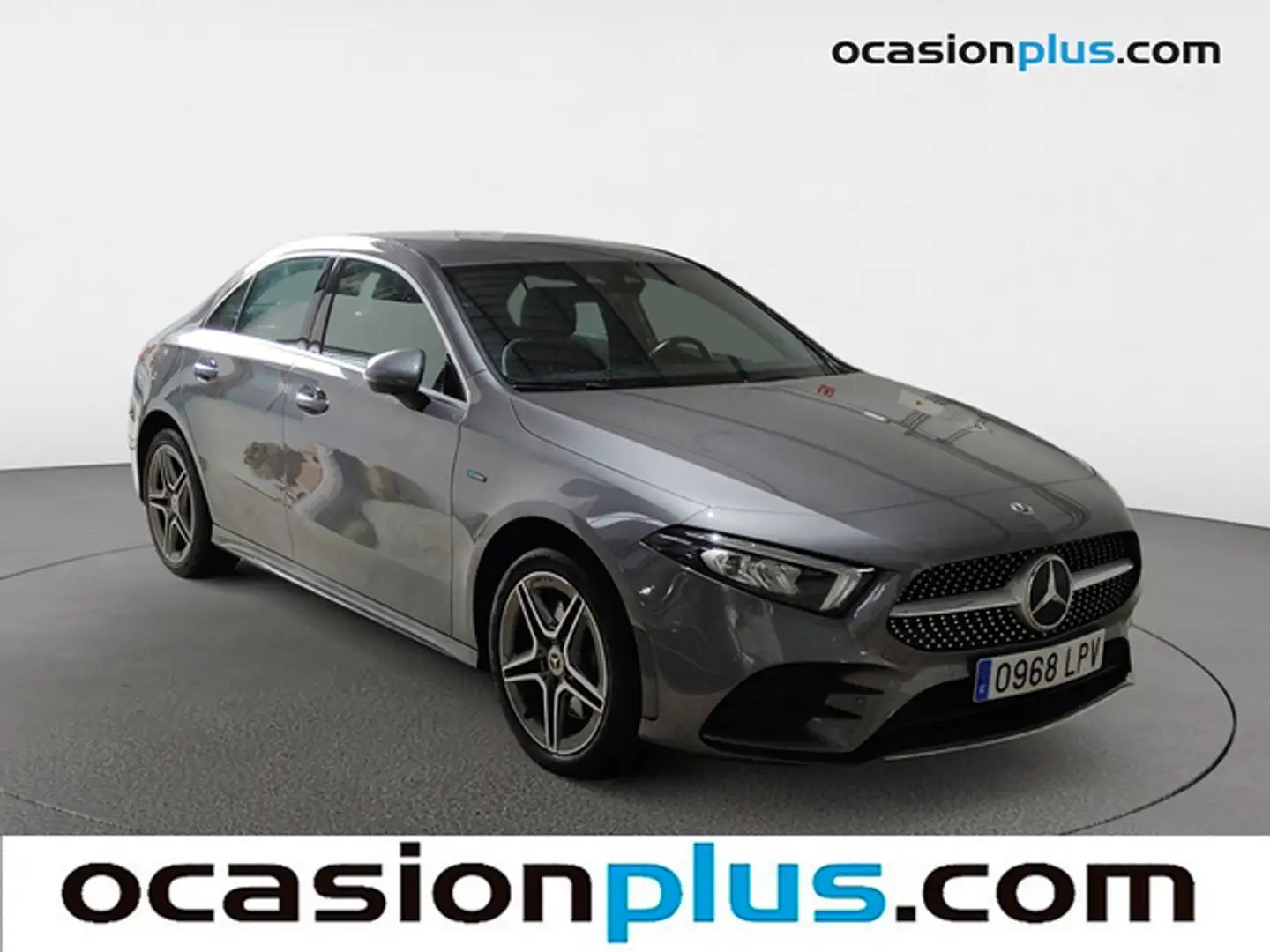 Mercedes-Benz A 250 250e Sedán 8G-DCT Gris - 2