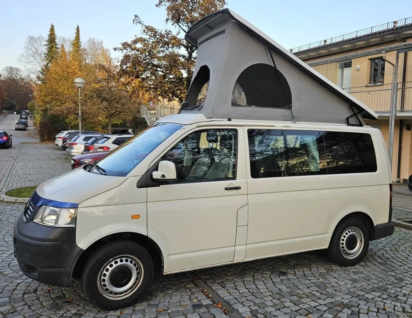 Volkswagen T5 Transporter Transporter mit Summermobil-Camperumbau (2013) Weiß - 2