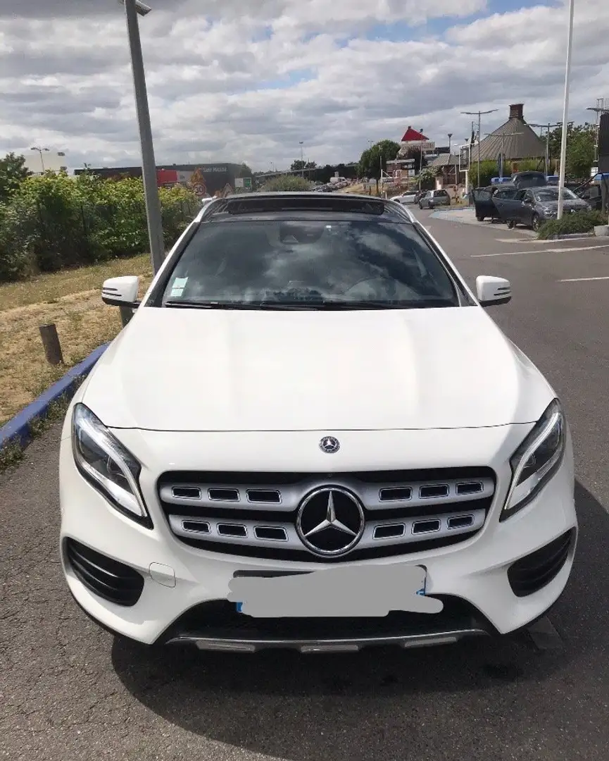 Mercedes-Benz GLA 250 GLA 250 7-G DCT 4-Matic Fascination Blanco - 1