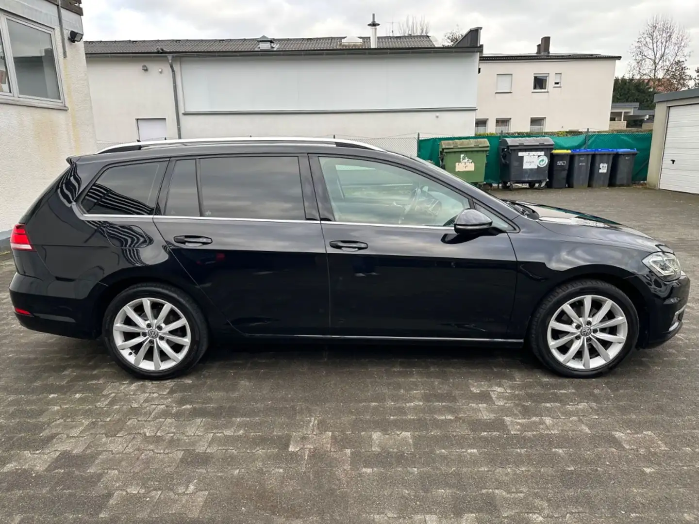 Volkswagen Golf VII Variant Highline ACC|SPUR|BLINDSPOT|LED Noir - 2