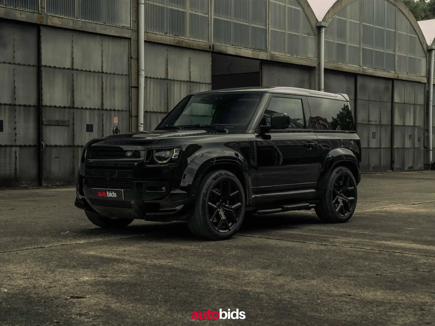 Land Rover Defender 90 P525 V8 Urban Widetrack Negro - 1