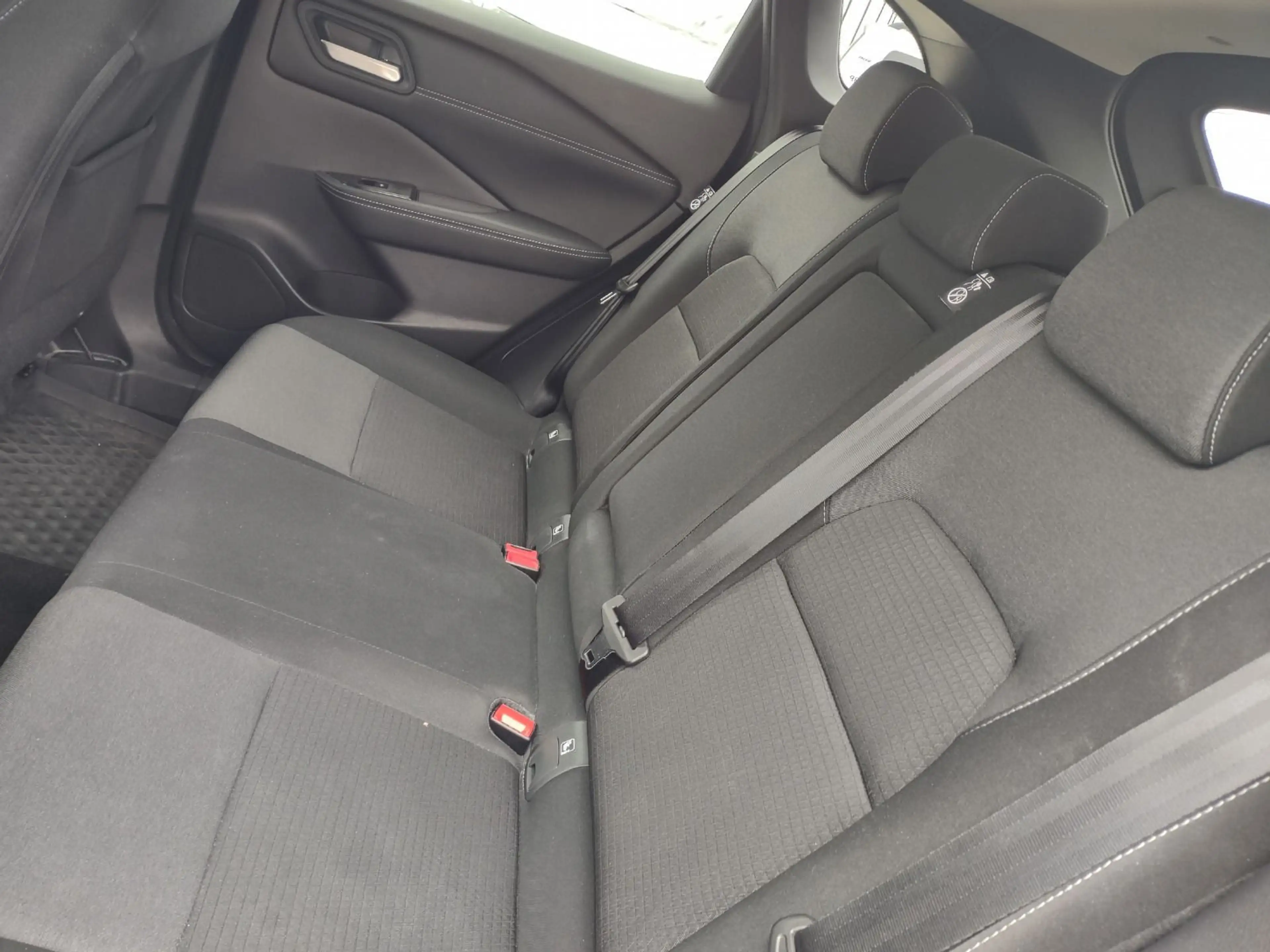 Nissan Qashqai N-Connecta 1.3DIG-T 140 MHEV / NAVI / Wi — photo 12