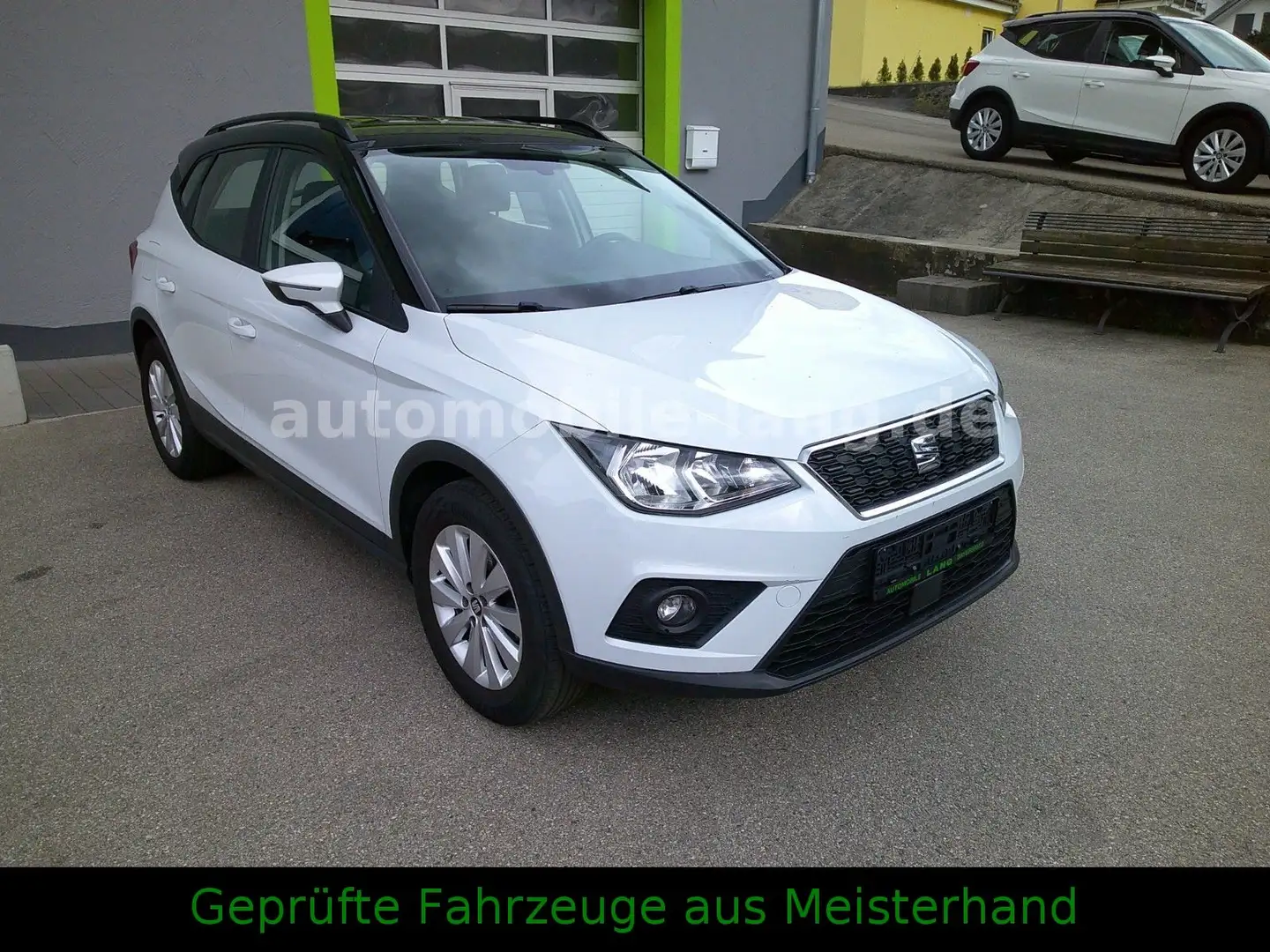 SEAT Arona 1,0 Style #ACC #PDC #NAVI 1.HD Stříbrná - 1