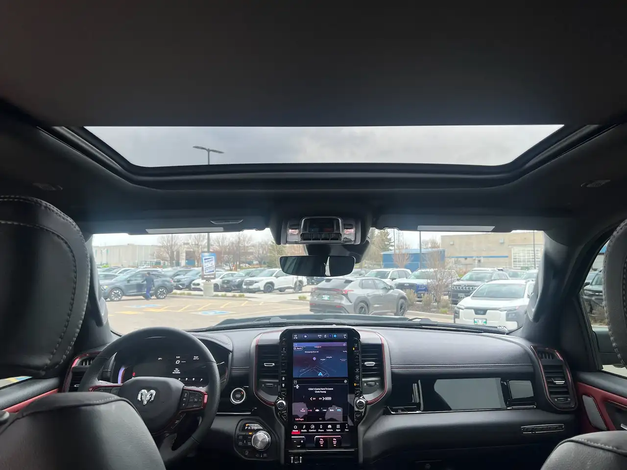 RAM 1500 снимка RAM 1500