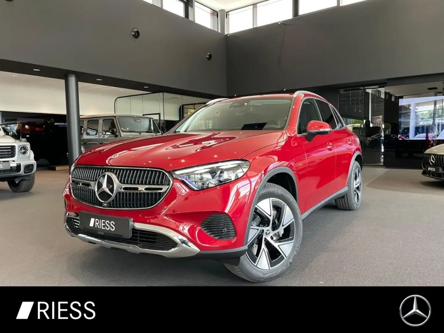 Mercedes-Benz GLC 300 e AVANTGARDE+AHK+DISTR+TOTWKL+DIGI L+360 Rot - 1