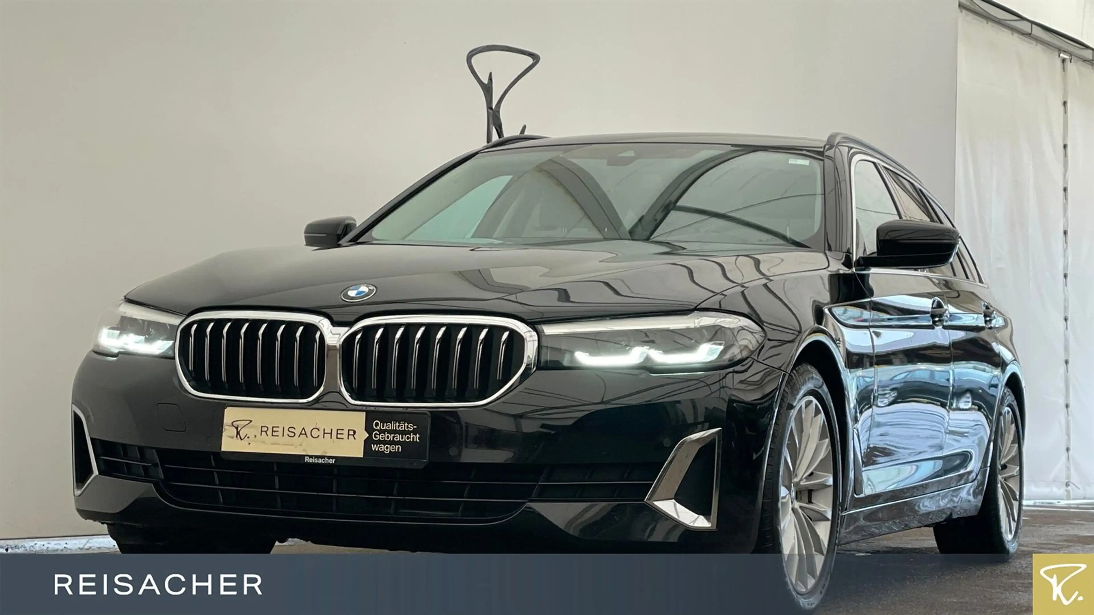 BMW 530 d xDrive Luxury-Line AHK LCPro RFK PDC HUD 18