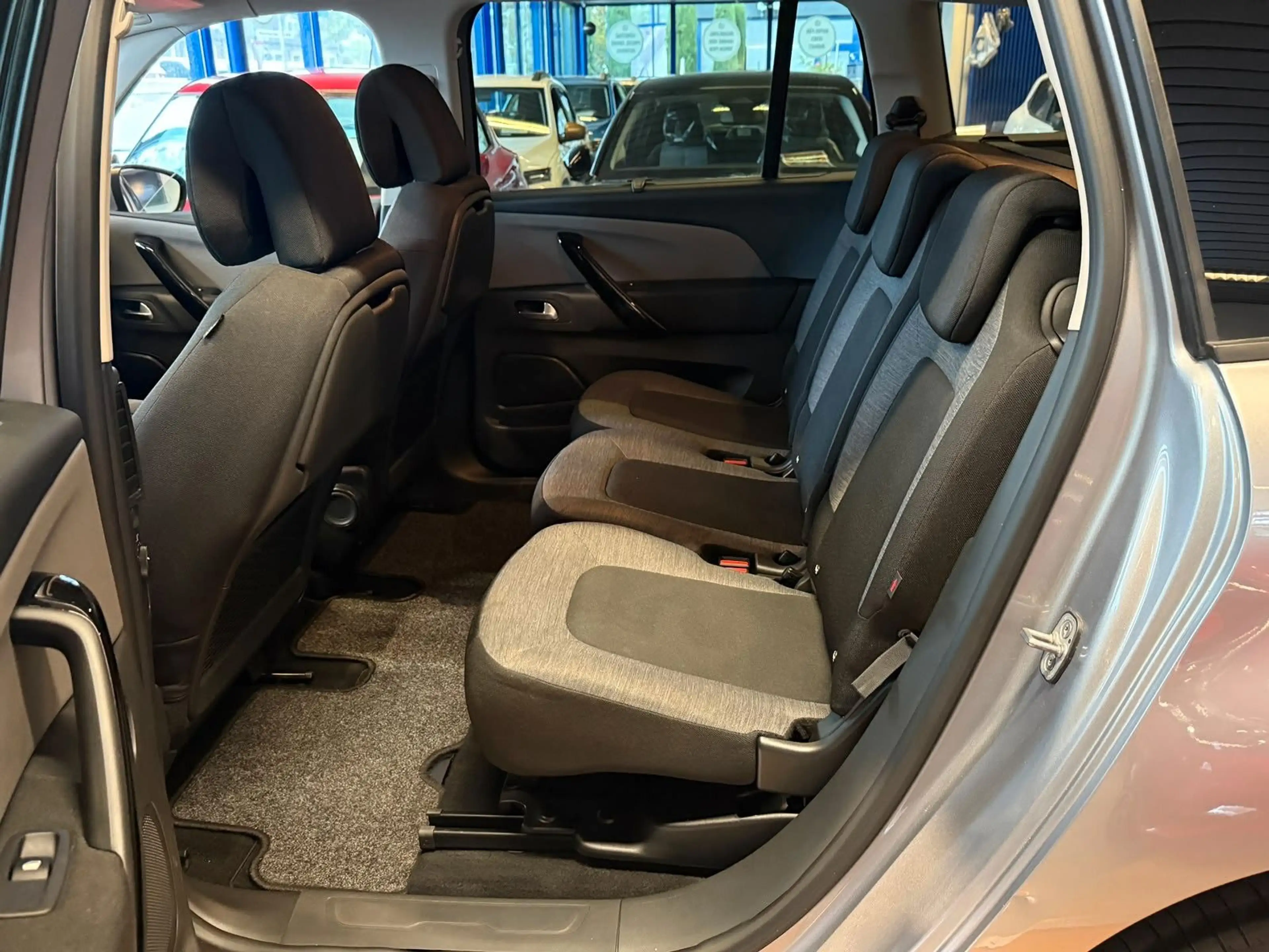 Citroen Grand C4 Picasso /Spacetourer Selection 7 Sitzer — photo 10