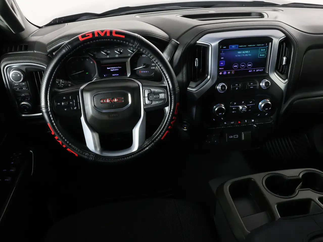 GMC Sierra 1500 снимка GMC Sierra 1500
