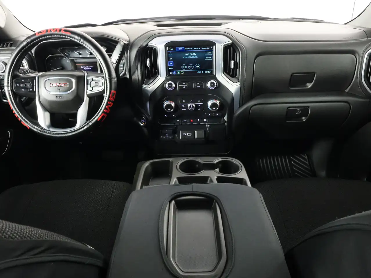 GMC Sierra 1500 снимка GMC Sierra 1500