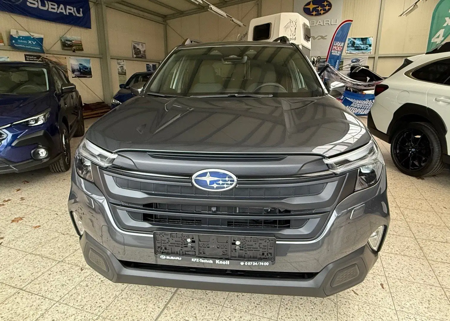 Subaru Forester Gris - 1