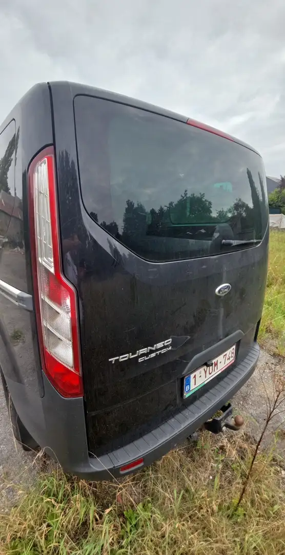 Ford Tourneo Custom 2.2 TDCi L1H1 Ambiente - 2