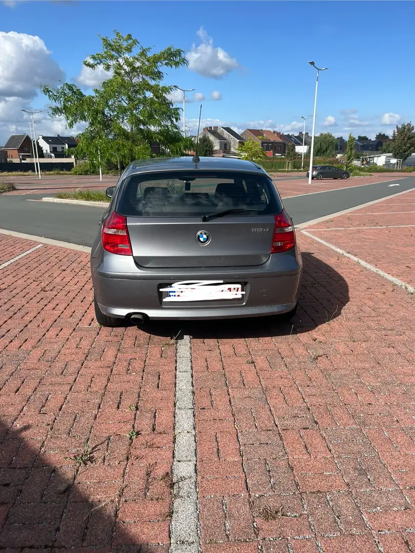 BMW 118 - 2