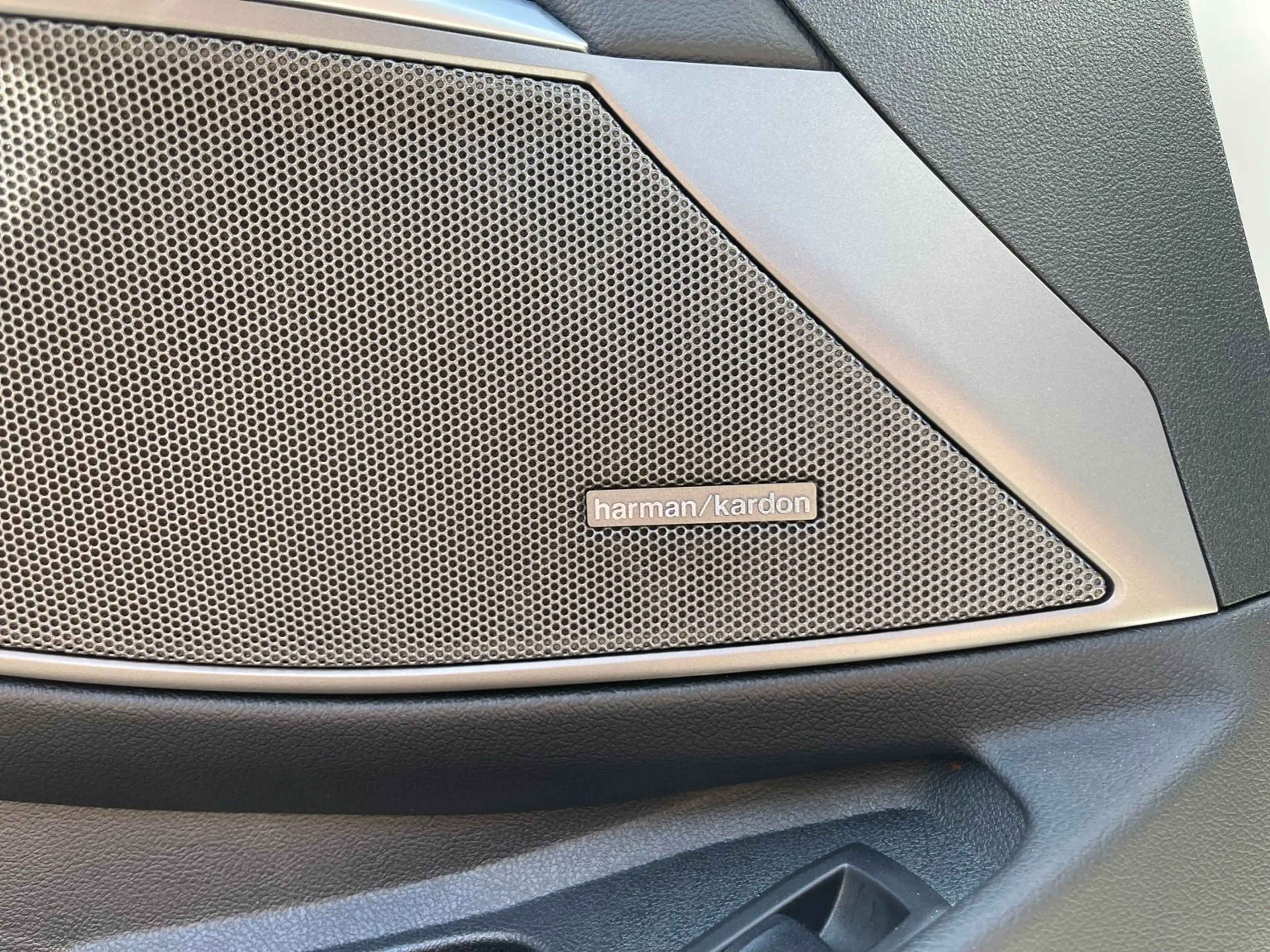 BMW 340 xDrive H&K|HuD|360°|NAV|APP|DAB|Laser — photo 23